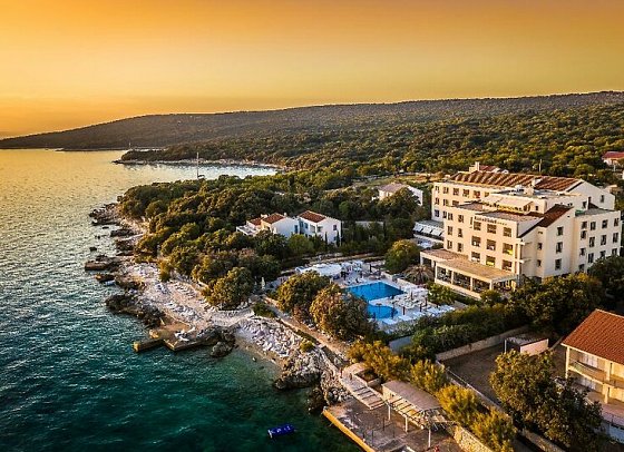 La Luna Hotel