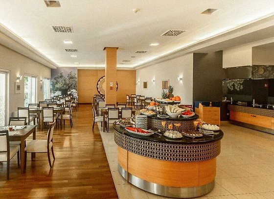 La Luna Hotel