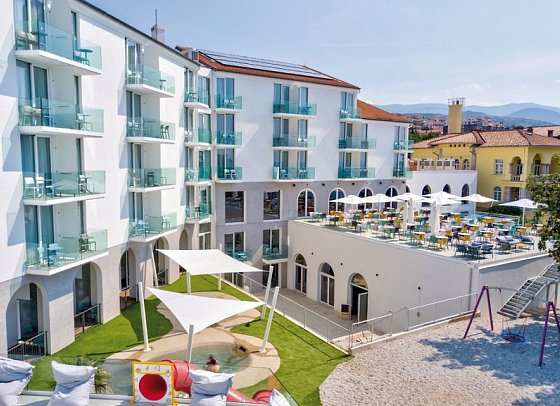 Aminess Vival Lišanj Family Hotel