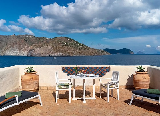 Therasia Resort Sea & Spa - Master