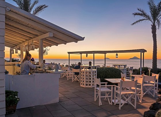 Therasia Resort Sea & Spa