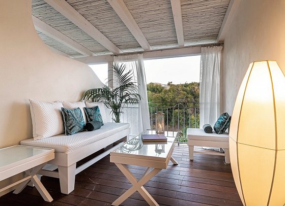 Therasia Resort Sea & Spa