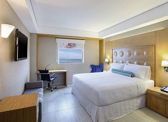Aloft Cancun