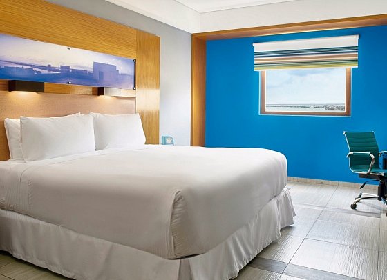 Aloft Cancun