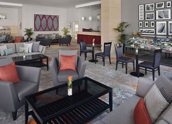 Mövenpick Hotel & Apartments Bur Dubai