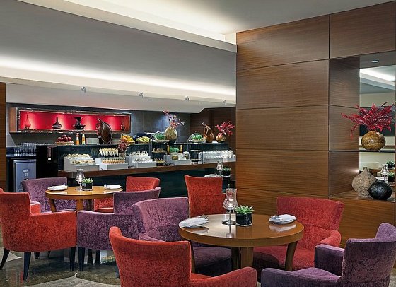 Sheraton Dubai Creek Hotel & Towers