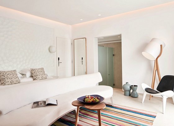 Myconian Kyma - Member of Design Hotels - Wohnbeispiel Doppelzimmer Deluxe Apollon Gartenblick (Zimmercodierung DDG)