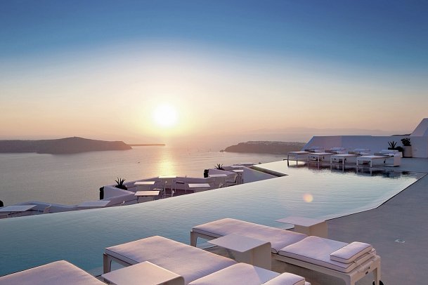 Grace Hotel, Auberge Collection