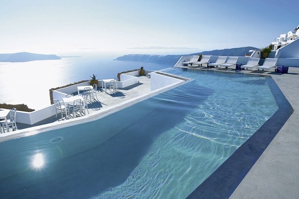 Grace Hotel, Auberge Collection