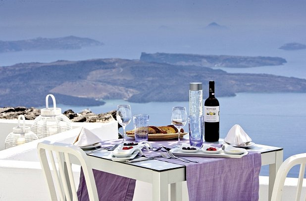 Grace Hotel, Auberge Collection