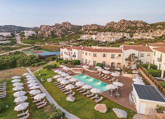 Mangia's Santa Teresa Sardinia, Curio Collection by Hilton
