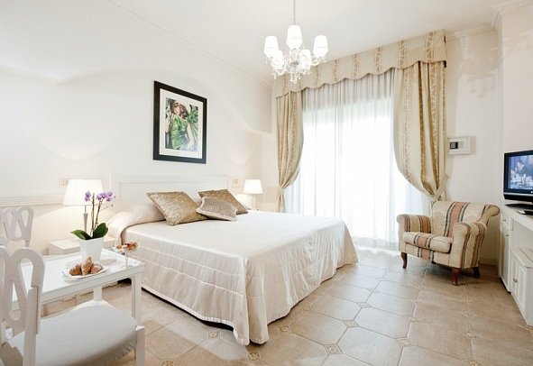 Grand Hotel Gallia - Wohnbeispiel Superior-Zimmer