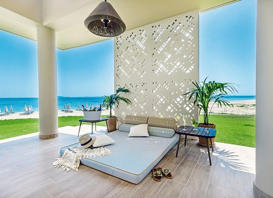 Ammoa Luxury Hotel & Spa Resort