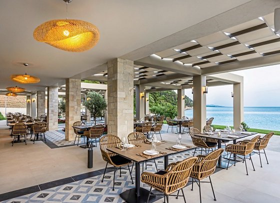 Ammoa Luxury Hotel & Spa Resort