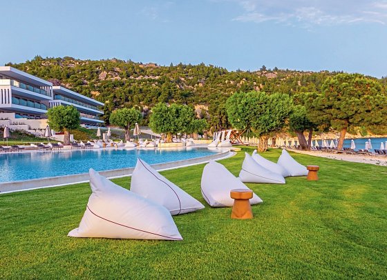 Ammoa Luxury Hotel & Spa Resort