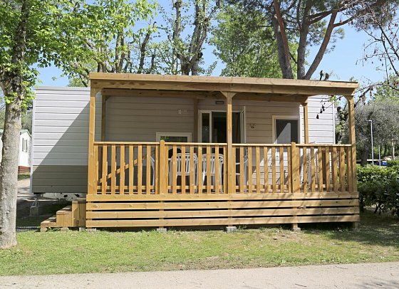 Camping Cisano & San Vito - Wohnbeispiel Mobilheim Rubino Lux (Zimmercodierung CB2)