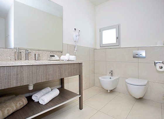 Crvena Luka Resort - Beispiel Bad (Zimmercodierungen OB1 & OBC)