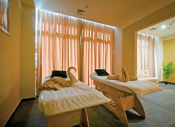 Crvena Luka Resort