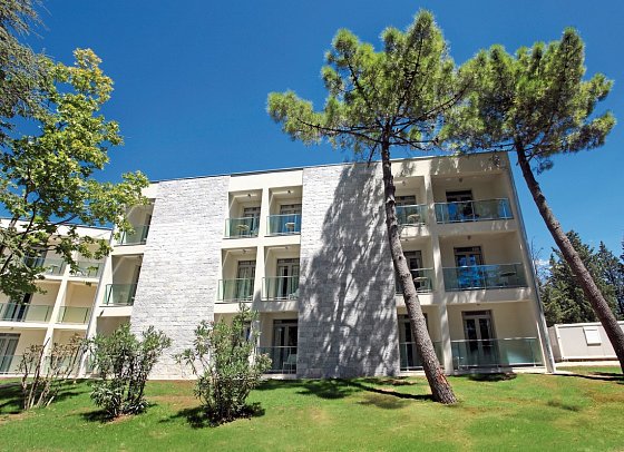 Crvena Luka Resort