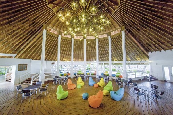 Viva V Samaná by Wyndham - El Cocotero