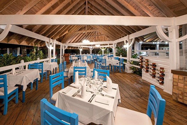 Viva V Samaná by Wyndham