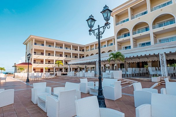 Eurostars Grand Cayacoa