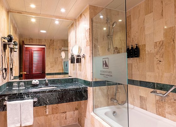 Eurostars Grand Cayacoa - Beispiel Bad Deluxe Seaview (Zimmercodierung UDM)