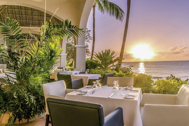 Fairmont Royal Pavilion