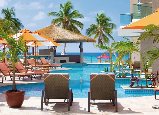 O2 Beach Club & Spa