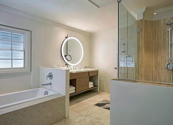 Treasure Beach Art Hotel, An Autograph Collection All-Inclusive Resort - Badbeispiel (Zimmercodierung WUM)