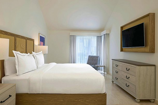 Treasure Beach Art Hotel, An Autograph Collection All-Inclusive Resort - Wohnbeispiel Deluxe One Bedroom Suite (Zimmercodierung WD1)