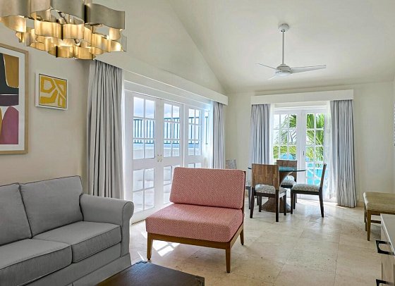 Treasure Beach Art Hotel, An Autograph Collection All-Inclusive Resort - Wohnbeispiel Luxury Oceanview One Bedroom Suite (Zimmercodierung WUM)