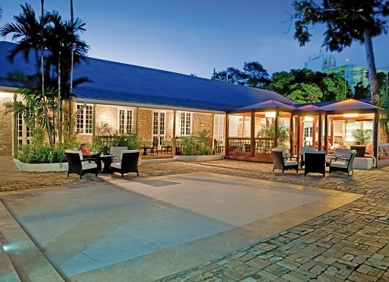 Island Inn
