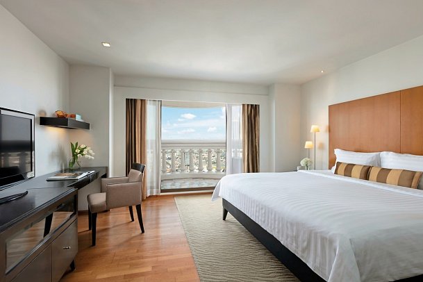 Tower Club at Lebua - Wohnbeispiel Tower Club Suite River View with Lounge (Zimmercodierung WL2)