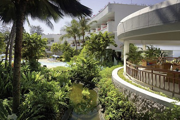 Novotel Rayong Rim Pae Resort Hotel