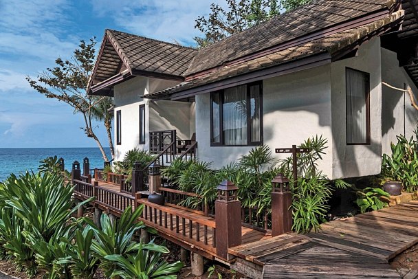 Ao Prao Resort - Wohnbeispiel Beach Front Cottage (Zimmercodierung BBO)