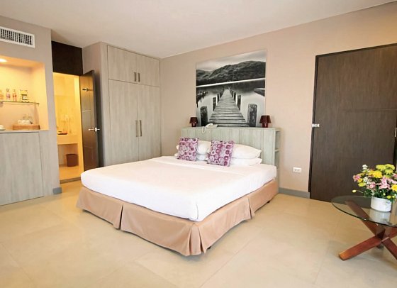 Hotel Tropicana Pattaya - Wohnbeispiel Superior Garden Access (Zimmercodierung USG)