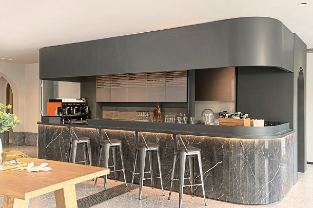 Cross Pattaya Pratamnak