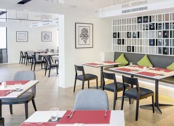 Travelodge Sukhumvit 11 - Restaurant 