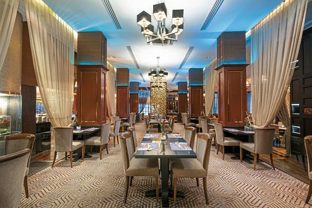 Radisson Suites Bangkok Sukhumvit