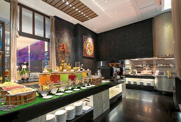 Radisson Suites Bangkok Sukhumvit