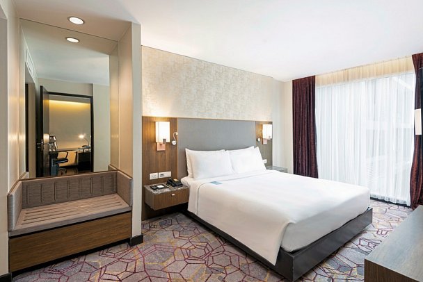 Radisson Suites Bangkok Sukhumvit - Wohnbsp. One Bedroom Suite (Zimmercodierung WB1)