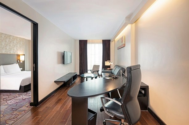 Radisson Suites Bangkok Sukhumvit - Wohnbsp. One Bedroom Suite (Zimmercodierung WB1)