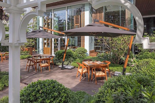 137 Pillars Suites & Residences Bangkok - Bangkok Trading Post Bistro & Bar Terrasse