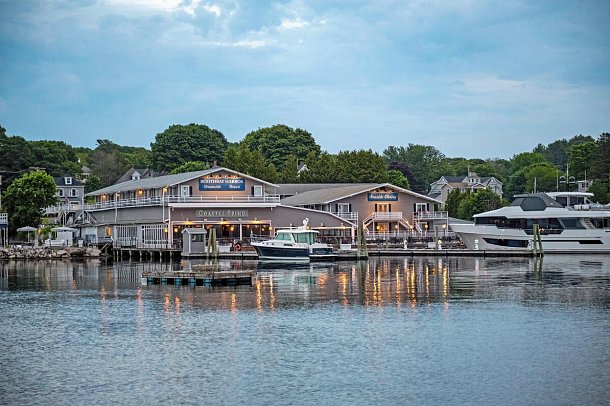 Boothbay Harbor Oceanside Inn