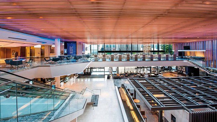 Hyatt Regency Chicago