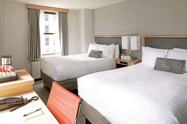 Hotel Saint Clair - Wohnbeispiel Standard 2 Double Beds (Zimmercodierung UG1)