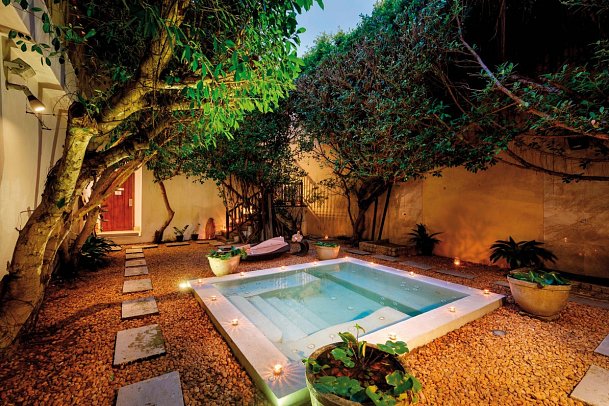 The Fortress Resort & Spa