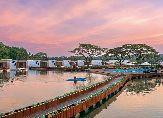 Bolagala Agro Floating Resort