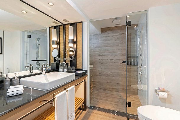 Meliá Chiang Mai - Badbeispiel Premium (Zimmercodierung UM1)